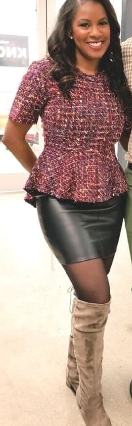 Female Celebrity Boots &amp; Leather - Vanessa Freeman