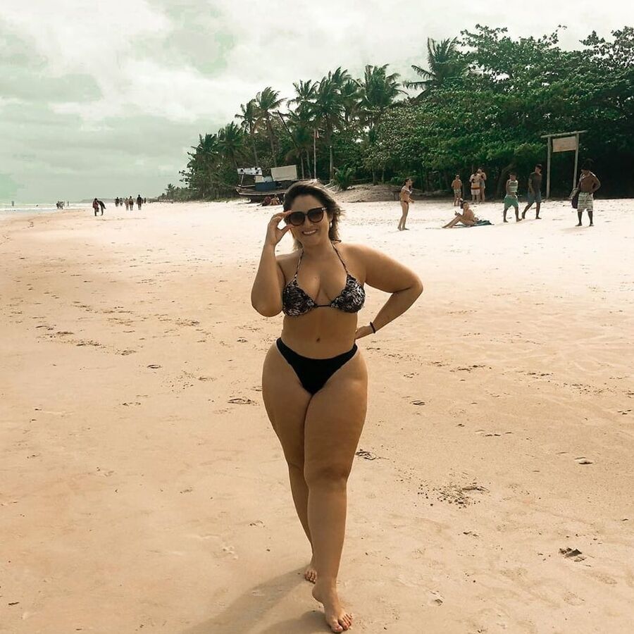 PUTA DO INSTAGRAM: Juliana Medeiros