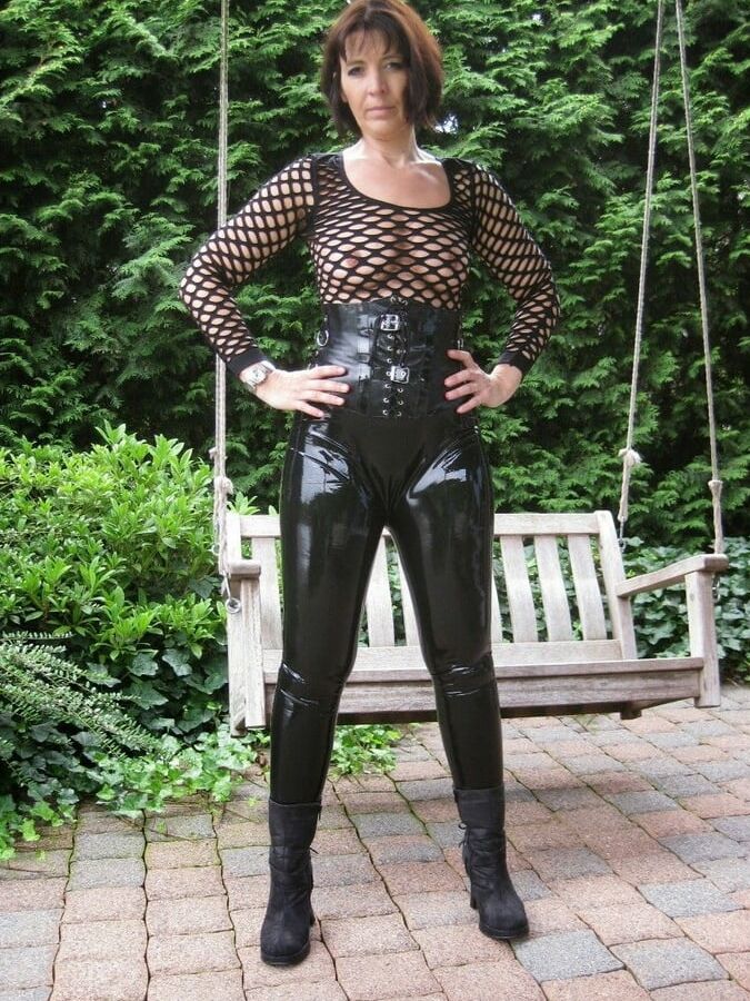 Latex ladies