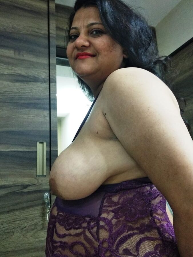 Horny Bhabhi