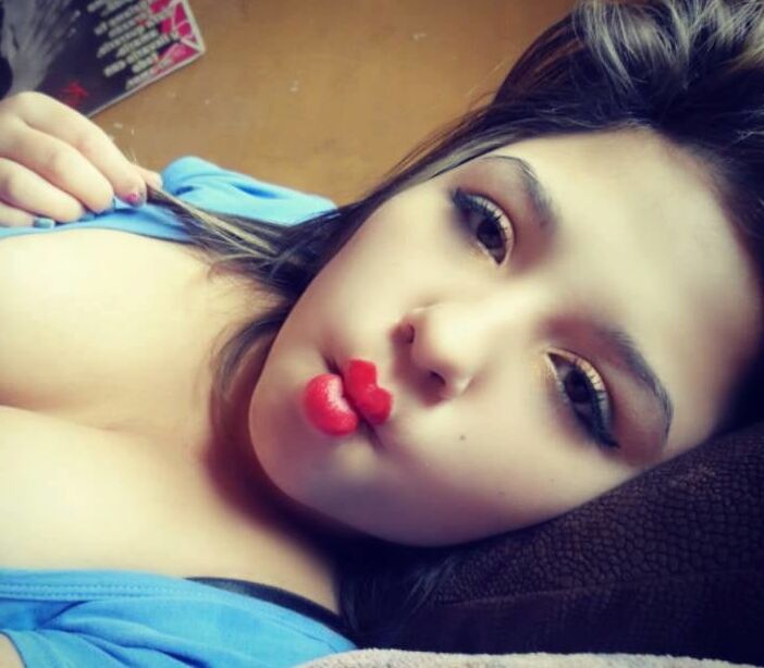 boobs non-nude (latinas, indian)