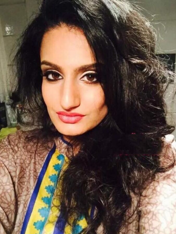 Busty paki goddess wife exposed huge tits aunty desi indian