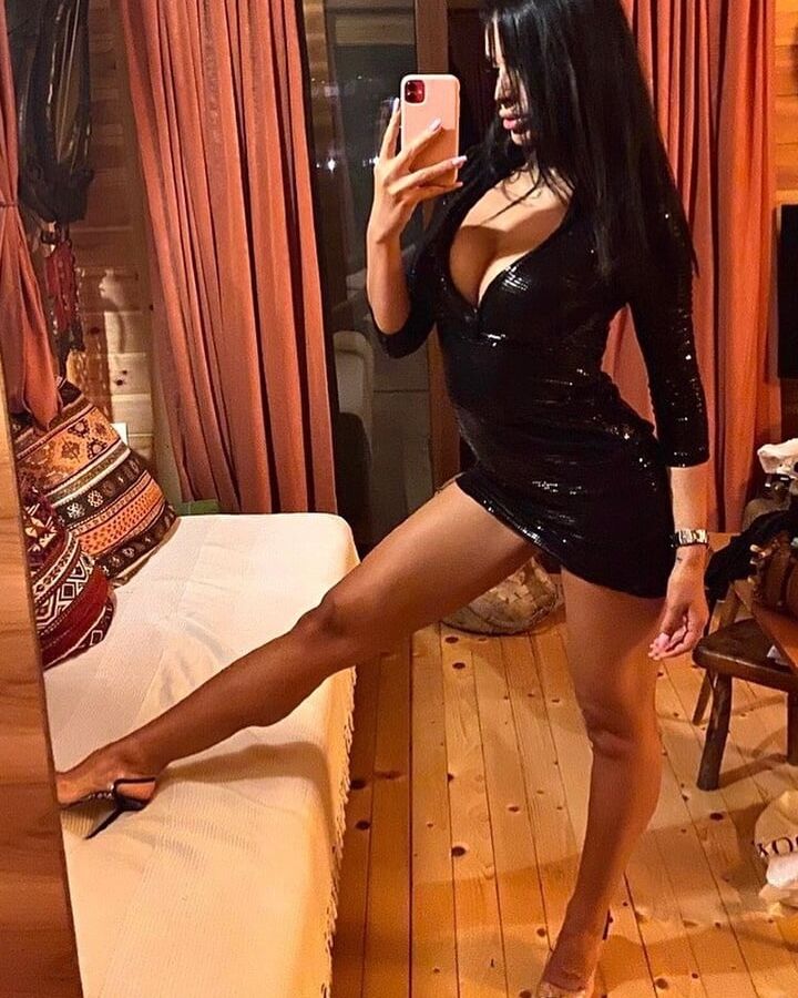 Aleksandra Montenegrian Goddess