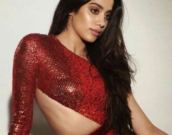 Janhvi kapoor sexy hot
