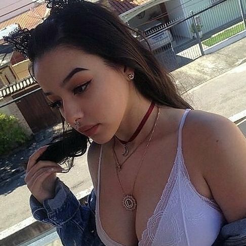 boobs non-nude (latinas, indian)