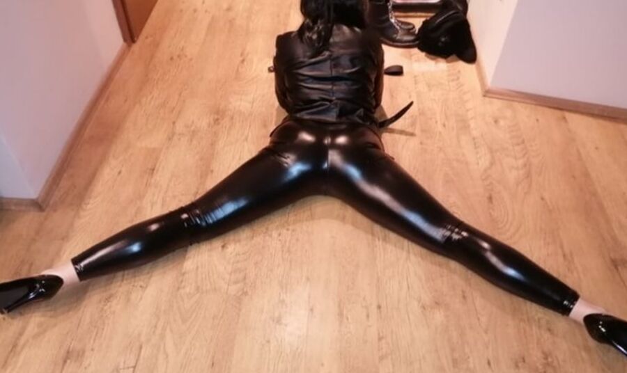 KinkyNavlia