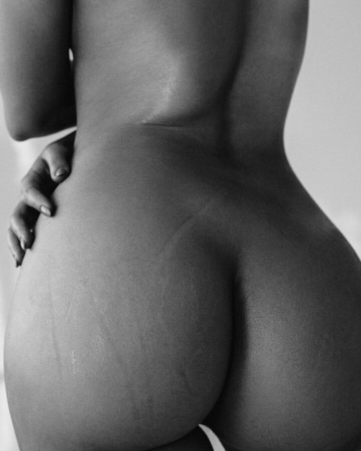 Super Hot Nude Models Gigamix
