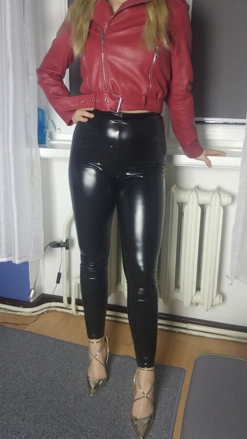 KinkyNavlia