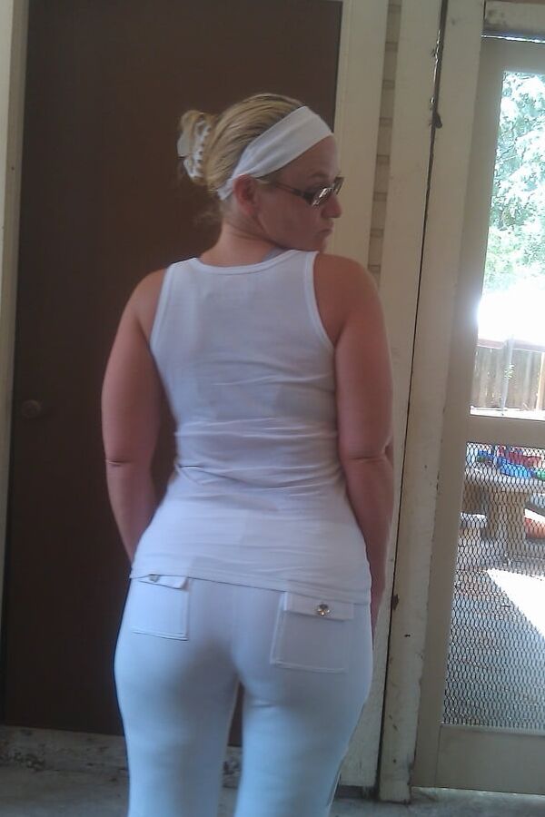 Kinky Exhib Milf