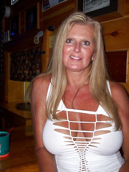 MATURE WHITE WOMEN PT.
