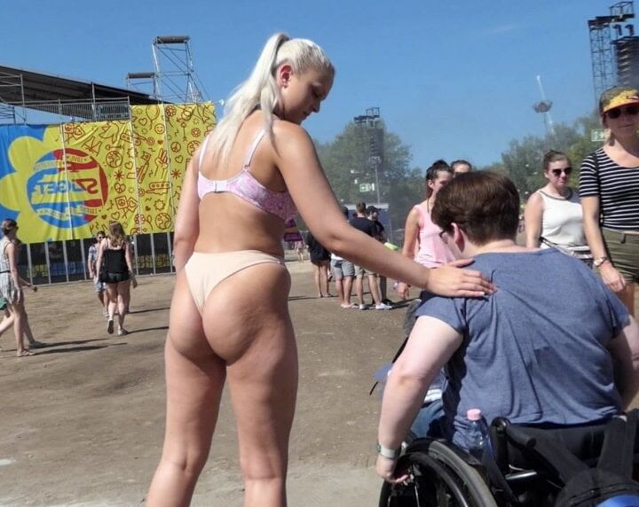 Cheeky ass buns