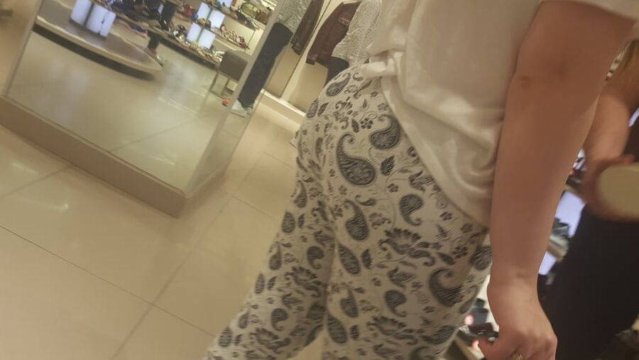Street Voyeur..