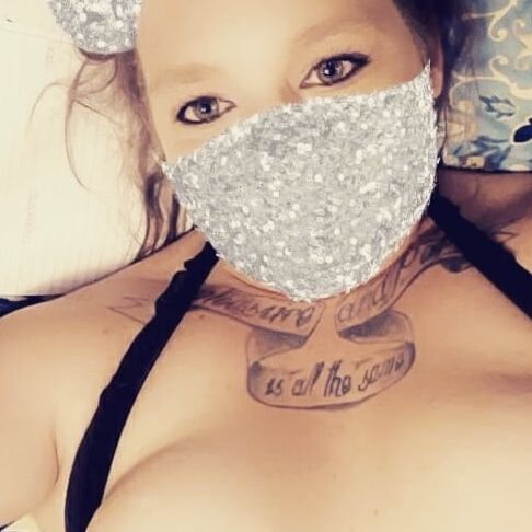 Love being a whore in bed