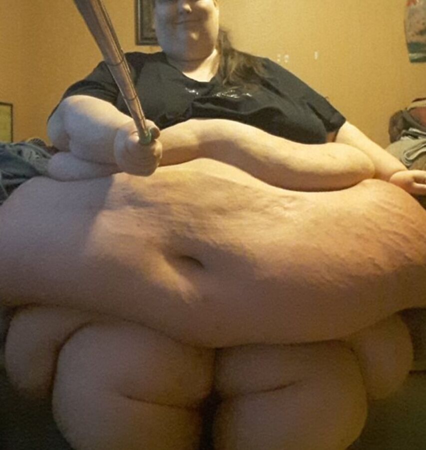 Belly To Knees