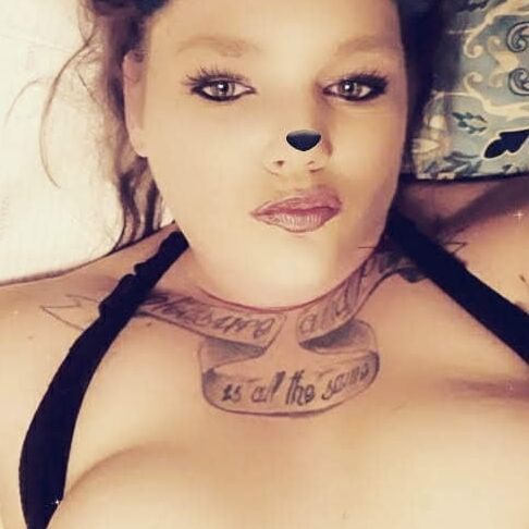 Love being a whore in bed