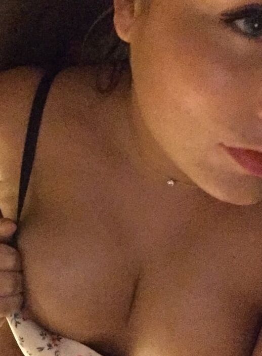 Girl with Big ass pawg