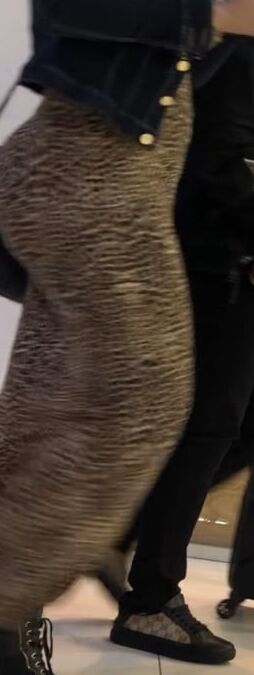 MILF IN LEOPARD DRESS