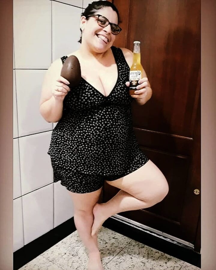 Queria eu gozar nesse rosto lindo