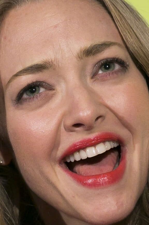 Amanda Seyfried Mouth Open