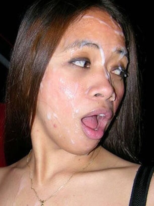 Thai prostitute fucks outside