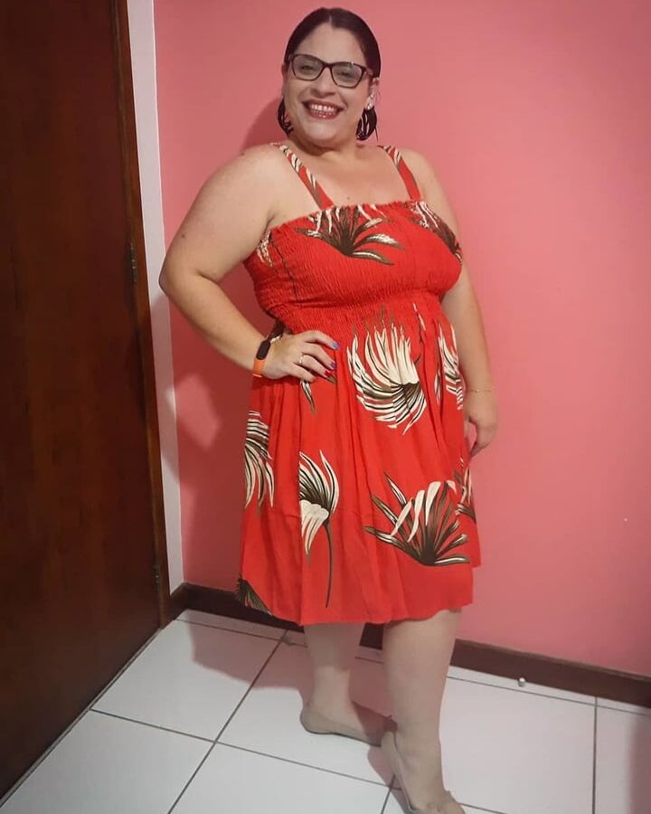 Queria eu gozar nesse rosto lindo