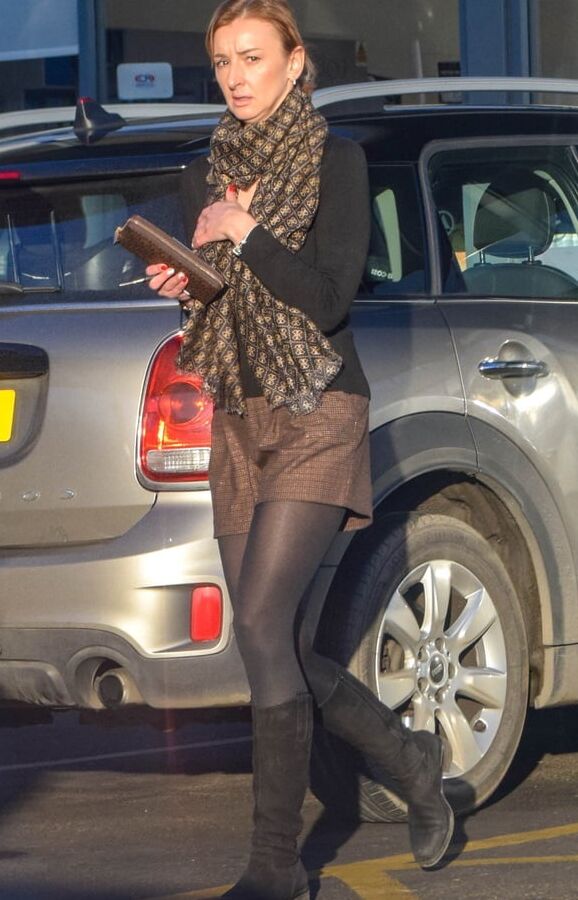 Street Pantyhose - Petrol Station MILF