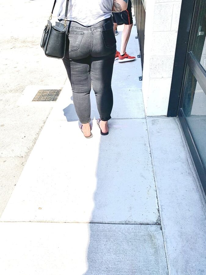 Humongous pawg brewery booty
