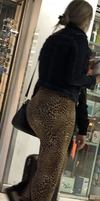MILF IN LEOPARD DRESS
