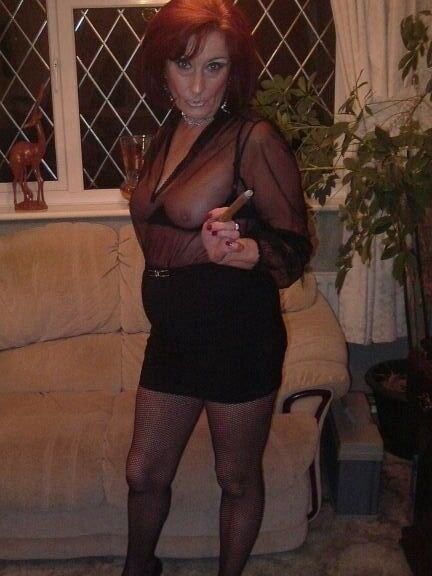 Evelyn Smoking British Gilf Granny