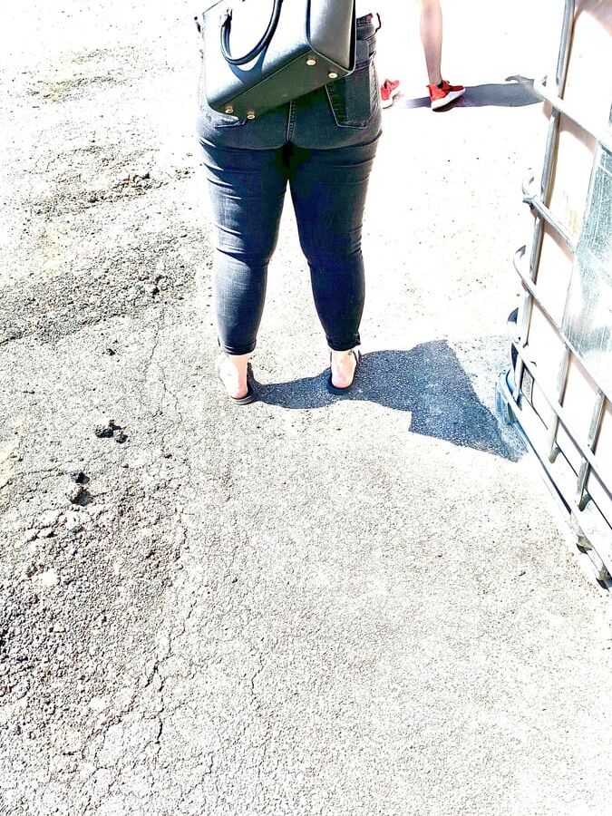 Humongous pawg brewery booty