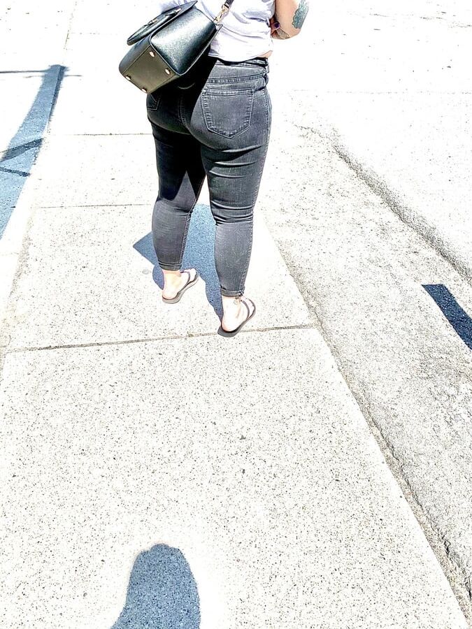 Humongous pawg brewery booty