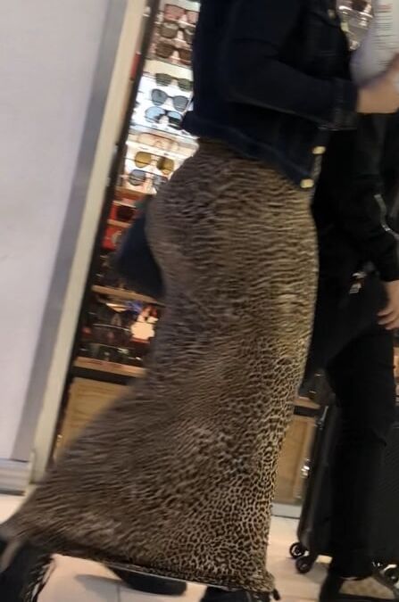 MILF IN LEOPARD DRESS