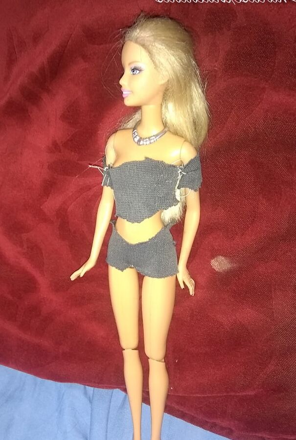 junio Barbie Doll morenaza