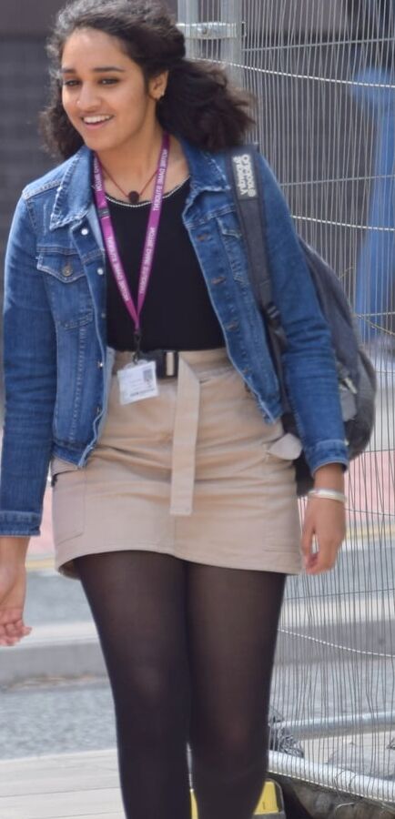 Street Pantyhosed - Chubby Legged Paki