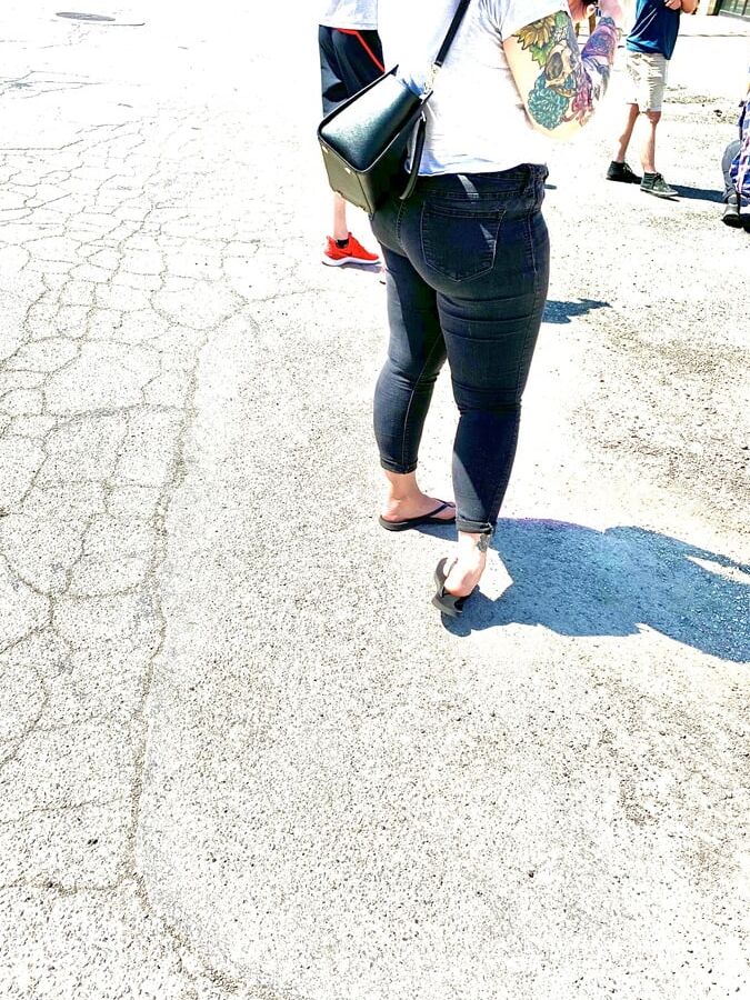 Humongous pawg brewery booty