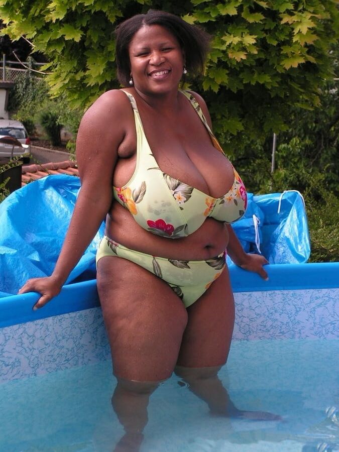 Bbw mix (Bikini)