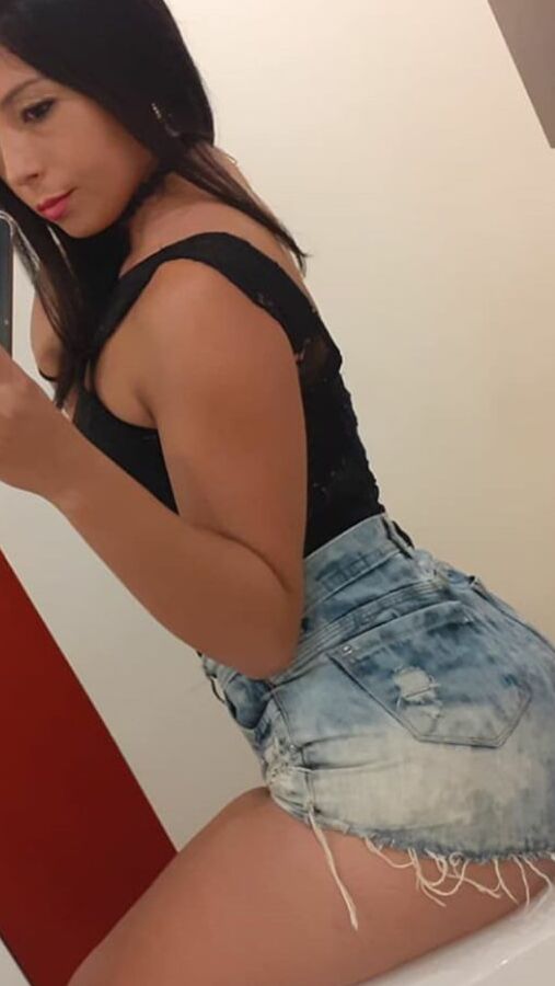 CAROLINA FROM ARGENTINA