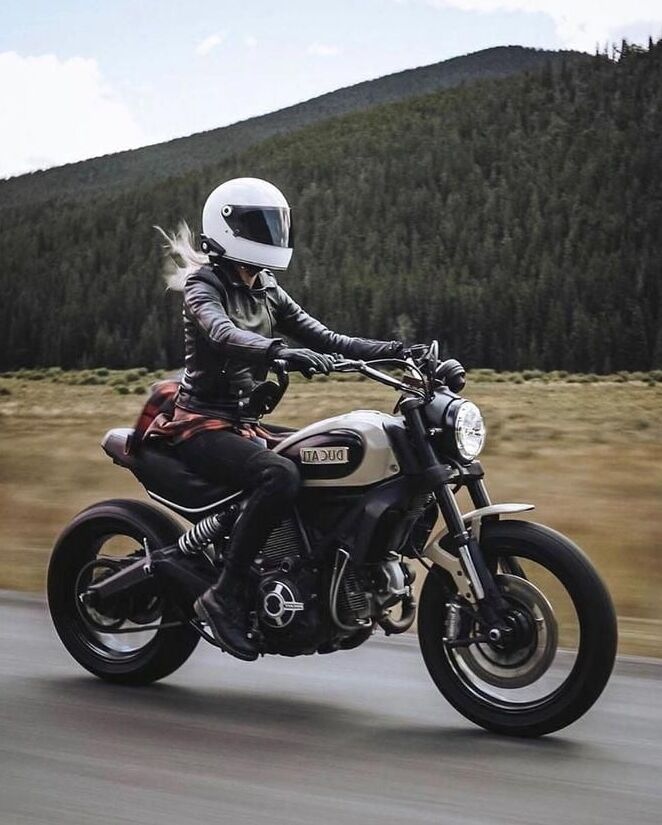 Cool Girls Ride