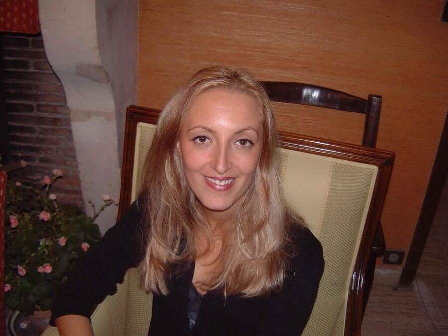 Sexy blonde milf