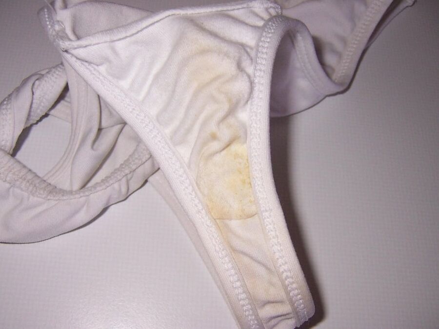 Fotzenslip meiner Freundin ( Dirty Panty )