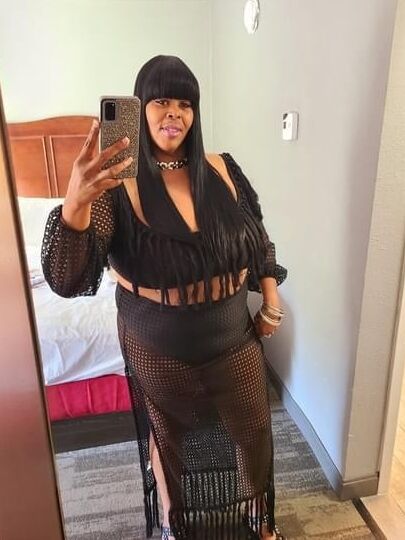 Black Grandma wants love