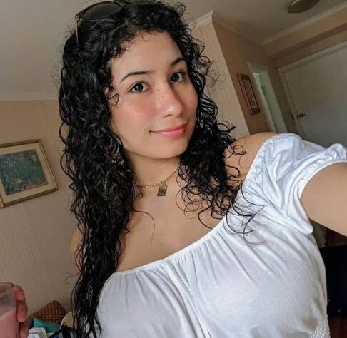Slim n Busty