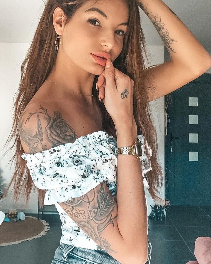 Cloe Cooper