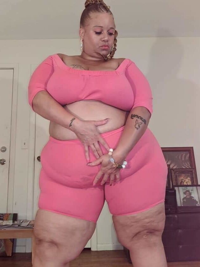 Light Skinned BBW