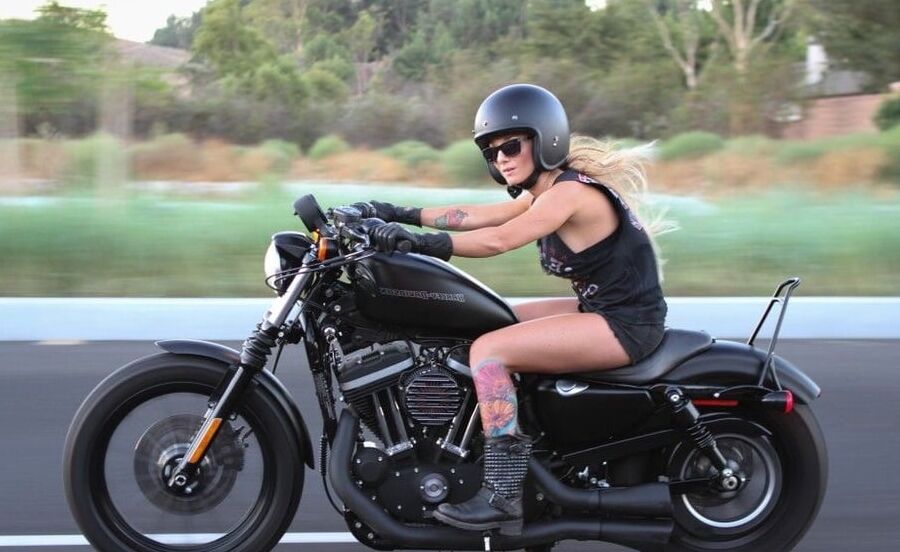 Cool Girls Ride