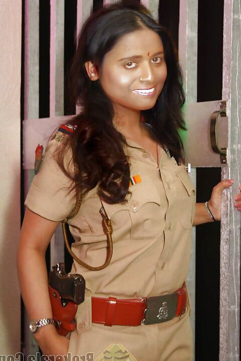 Spanking Police Women CFNM