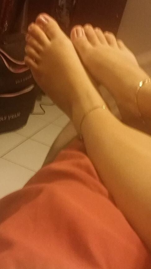 Girlfriend&;s Feet