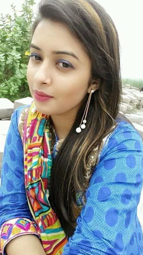 Hot sexy desi IT girl big boobs indian leaked with bf ()