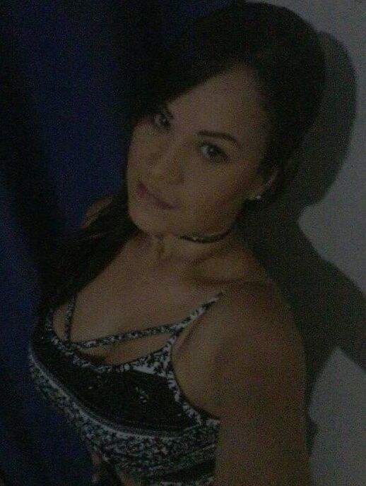 Carolina bien tetona