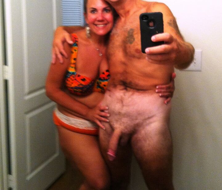 Fun Chubby Southern Housewife